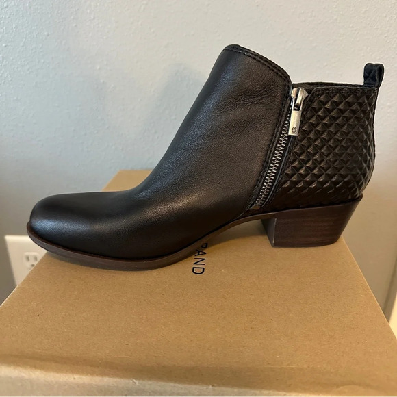 Lucky Brand Womens Basel Ankle Bootie. Size 9.5. Black Leather. New In B… - Picture 4 of 7